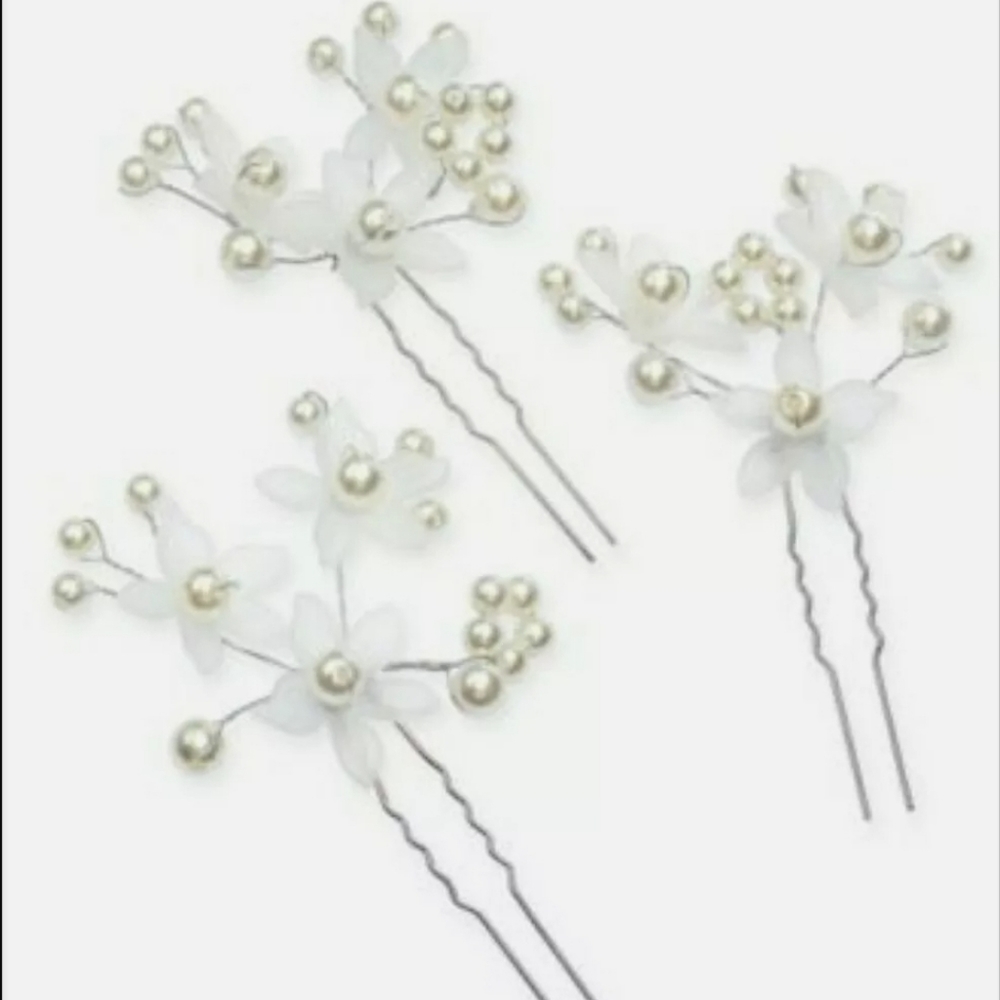 INC Silver Tone Flower Pearl Imitation Pin - Picture 1 of 3